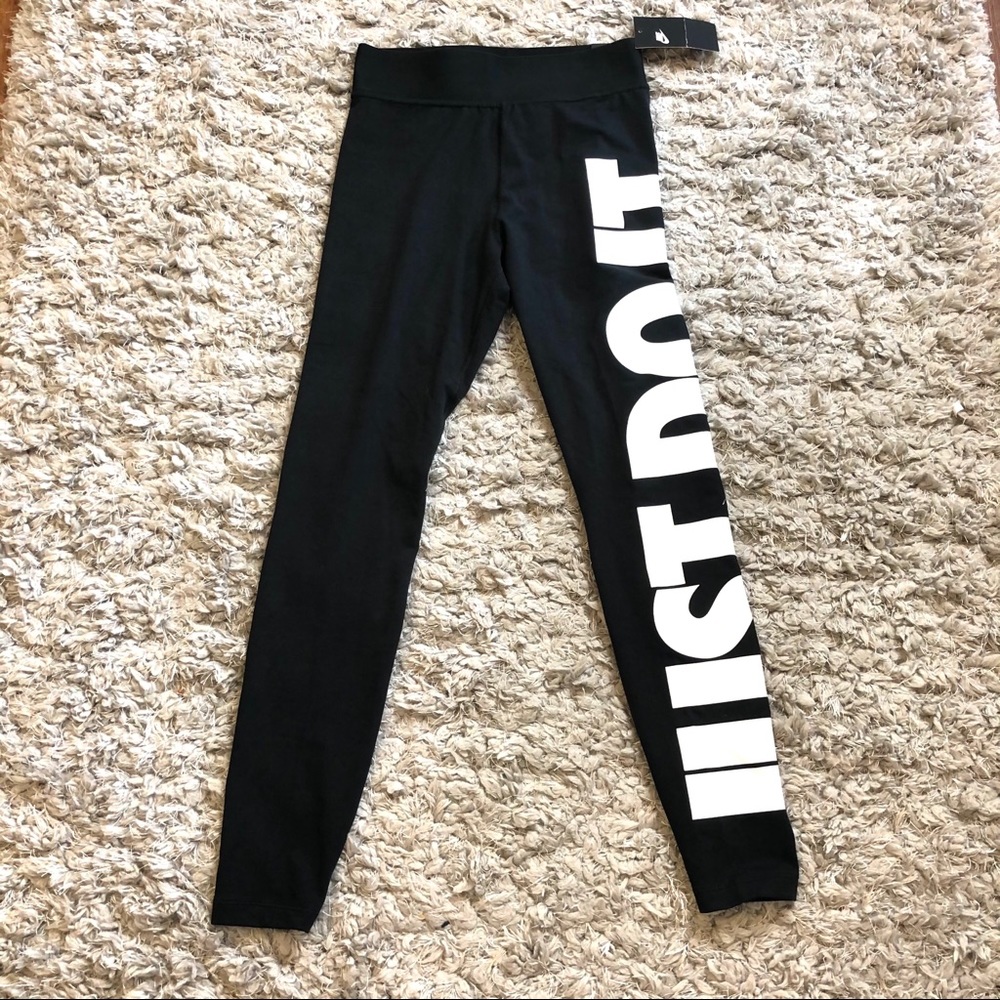 Nike black leggings